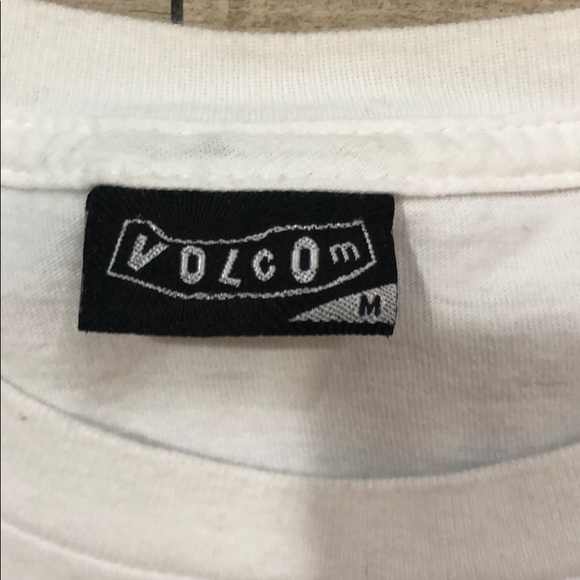 Volco - Picture 2 of 2